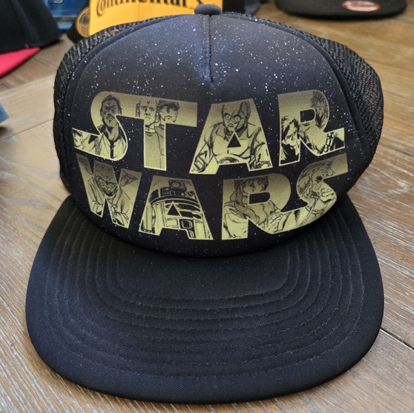 Men's hats bundle - Picture 6 of 11